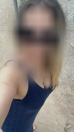 Alina, 40