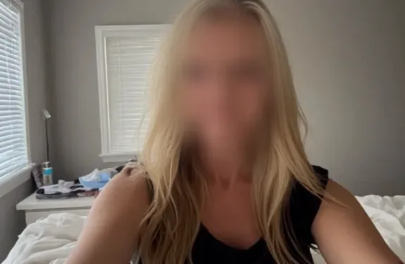 Anja, 36
