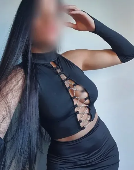 Corinna, 22