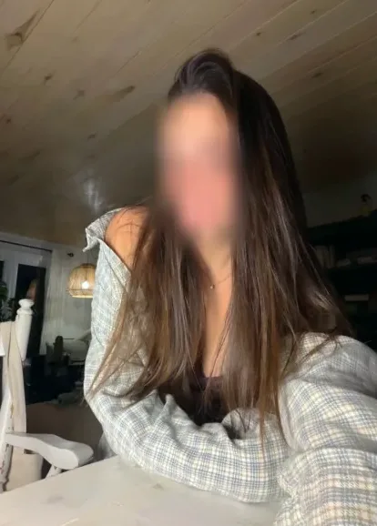 Dilara, 22