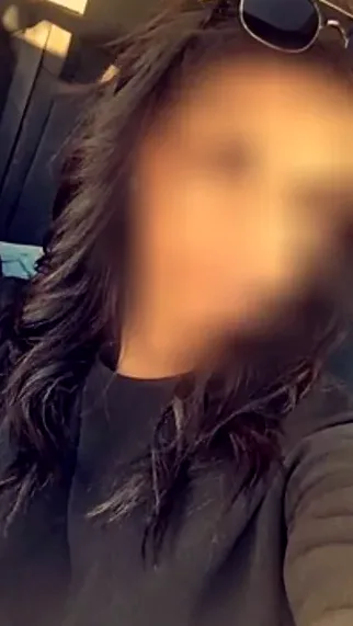Karin, 20