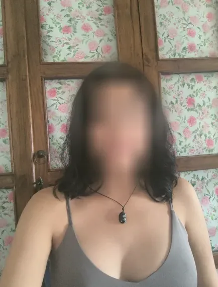 Sanja, 38