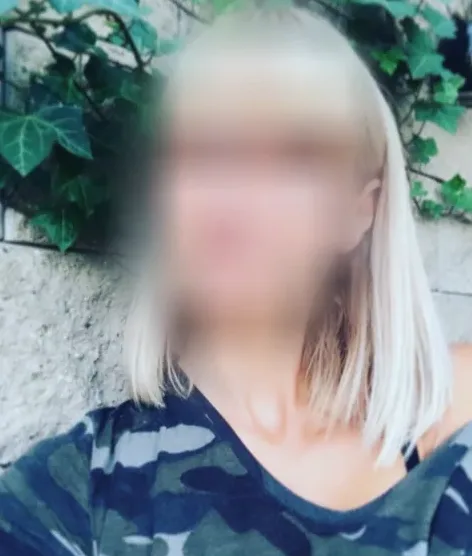 Sanja, 39