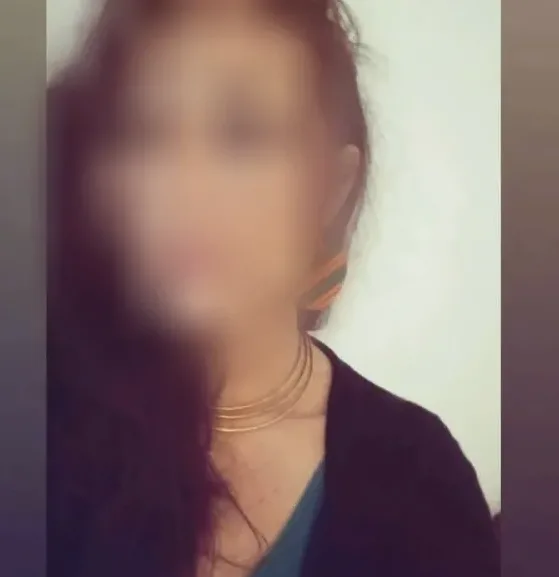 Sophie, 37