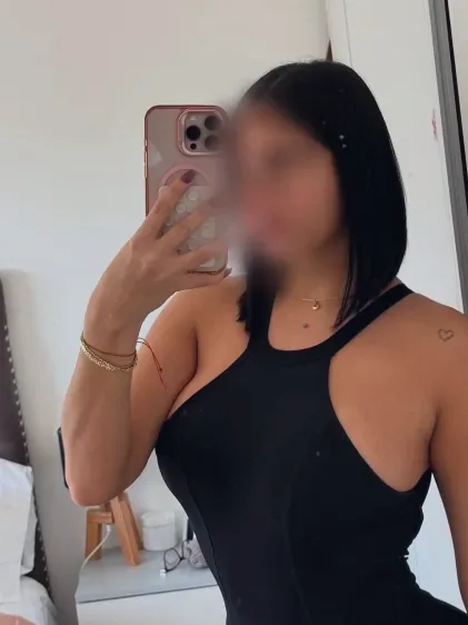 Tijana, 28
